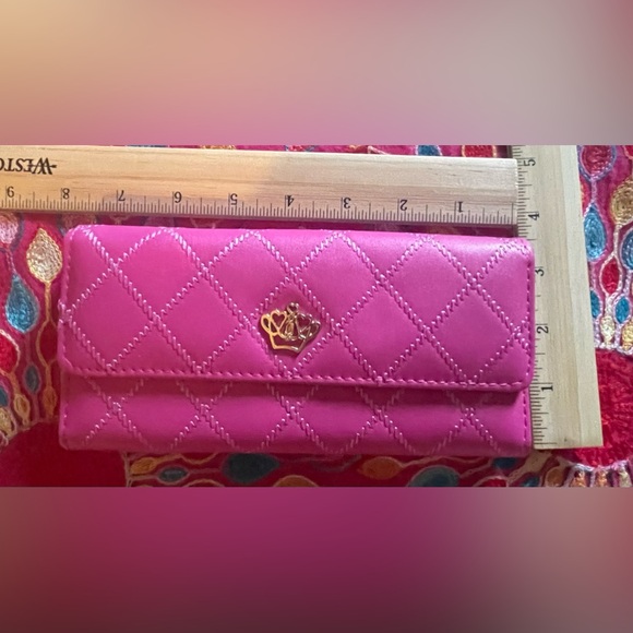 Bright Barbie pink quilted wallet. Approximately 8 x 4”. NWOT - Picture 4 of 6